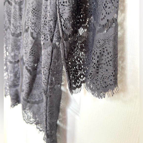 Lace Shirt Like New, size L - Picture 6 of 6